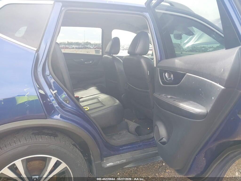 5N1AT2MT9JC787442 2018 NISSAN ROGUE photo no. 8