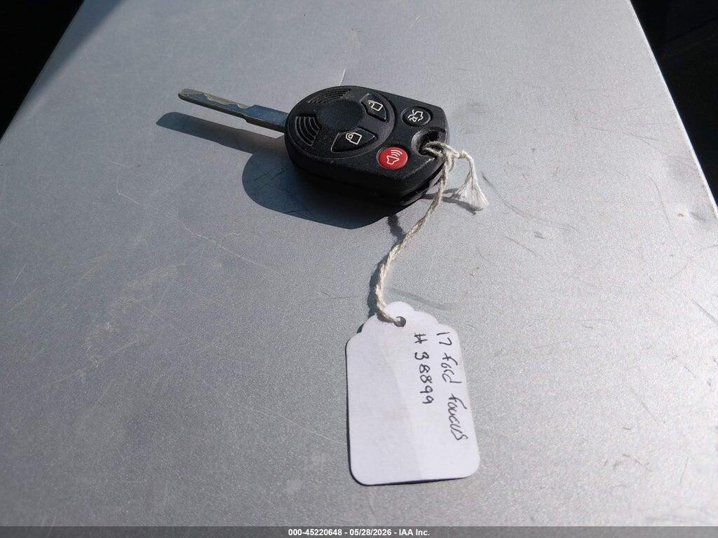 1FADP3M20HL311289 2017 FORD FOCUS photo no. 11