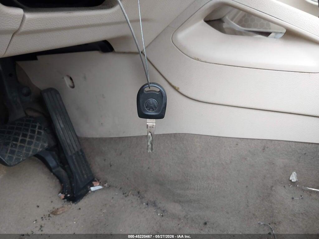 WVWFA71F98V001925 2008 VOLKSWAGEN EOS photo no. 11