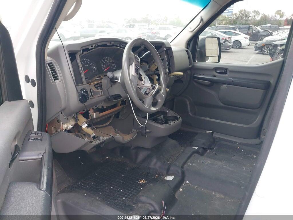 1N6BF0KM7KN802197 2019 NISSAN NV CARGO NV1500 photo no. 6