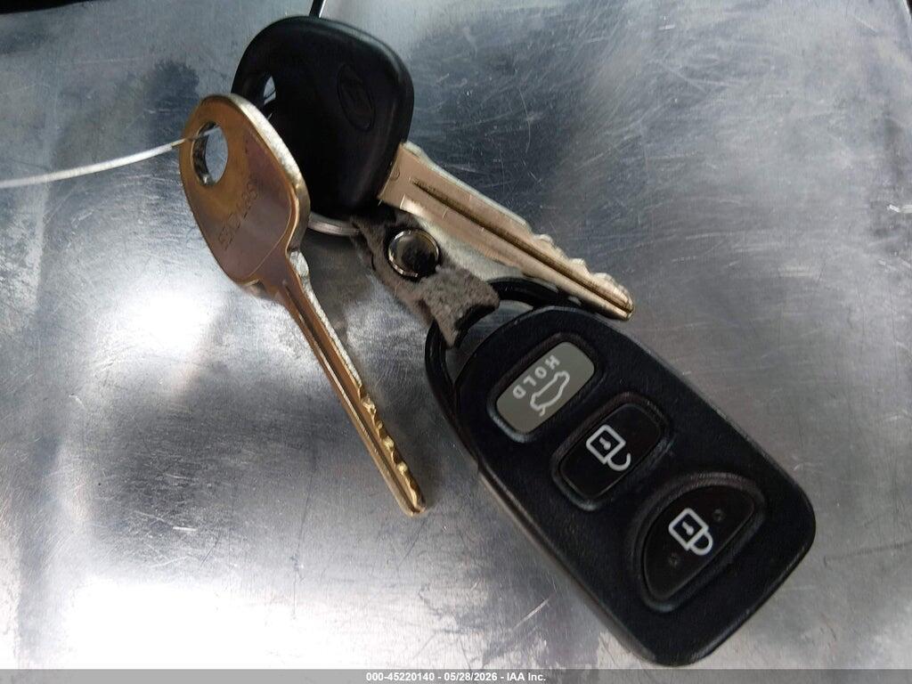 KMHDH4AE6CU313901 2012 HYUNDAI ELANTRA photo no. 11