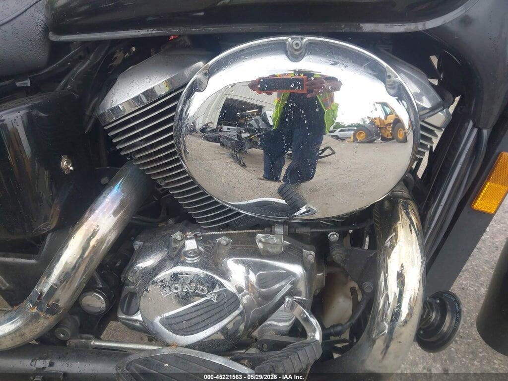 JH2RC44K62M010133 2002 HONDA VT750 photo no. 8