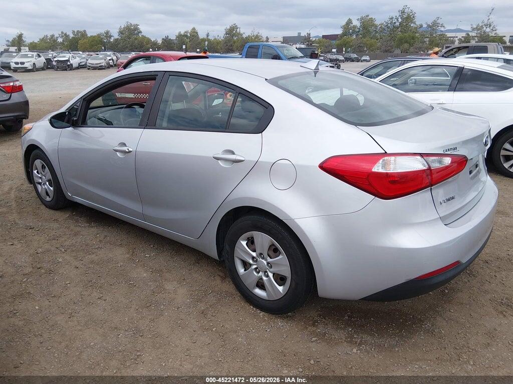 KNAFK4A68G5573852 2016 KIA FORTE photo no. 3