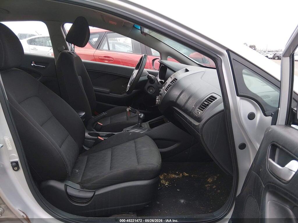 KNAFK4A68G5573852 2016 KIA FORTE photo no. 5