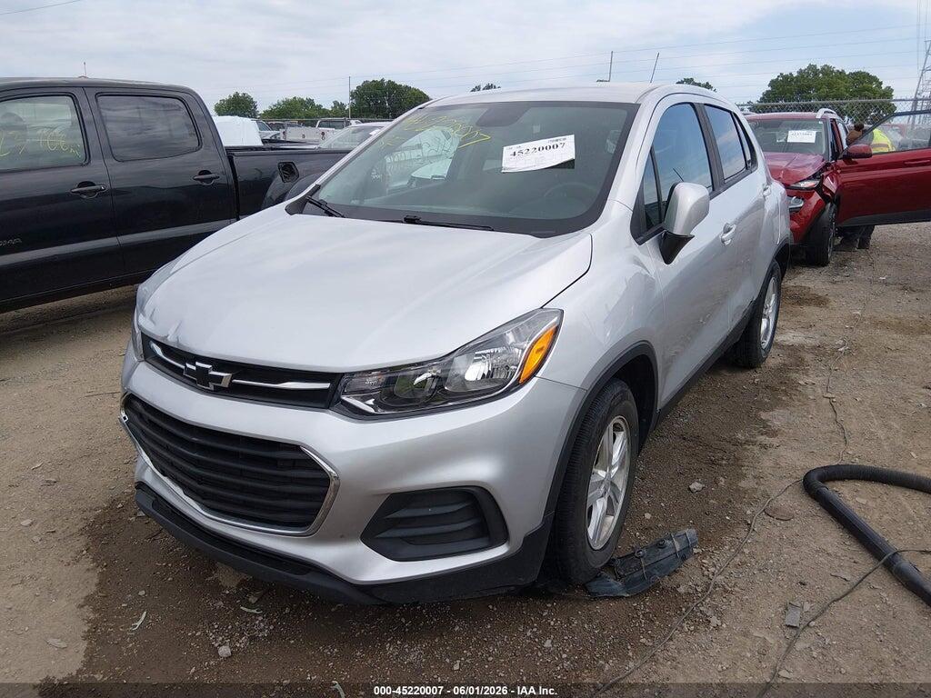 KL7CJKSB0LB024695 2020 CHEVROLET TRAX photo no. 2