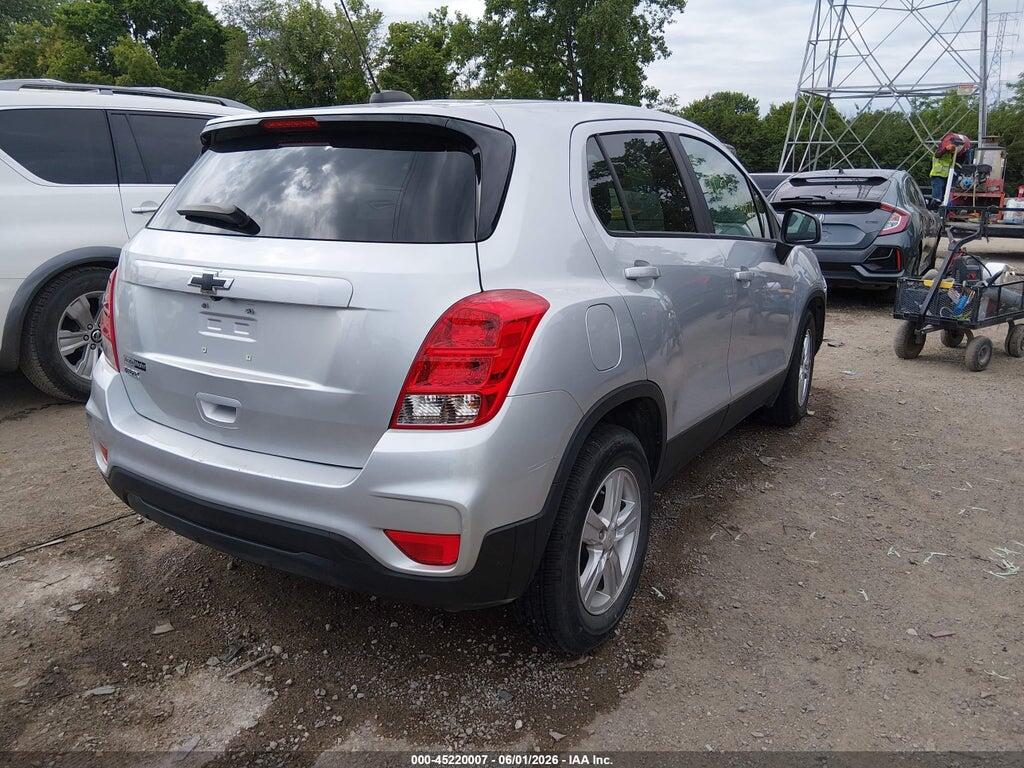 KL7CJKSB0LB024695 2020 CHEVROLET TRAX photo no. 4