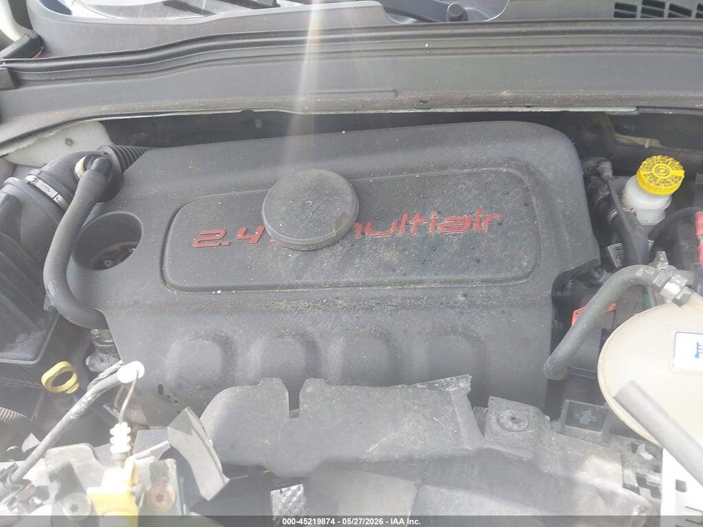 ZACCJBDTXGPD11207 2016 JEEP RENEGADE photo no. 10
