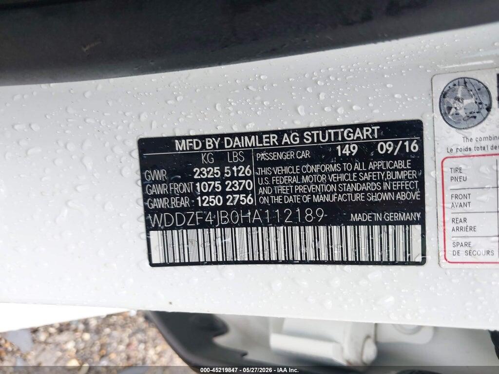 WDDZF4JB0HA112189 2017 MERCEDES-BENZ E 300 photo no. 9
