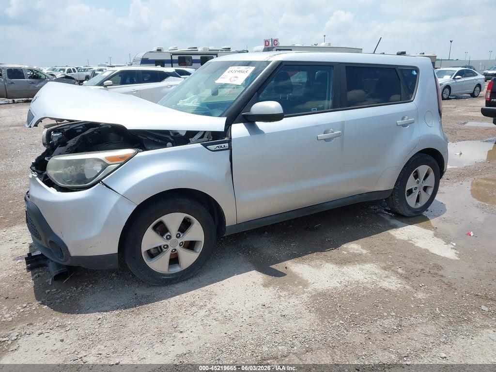 KNDJN2A20F7765985 2015 KIA SOUL photo no. 2