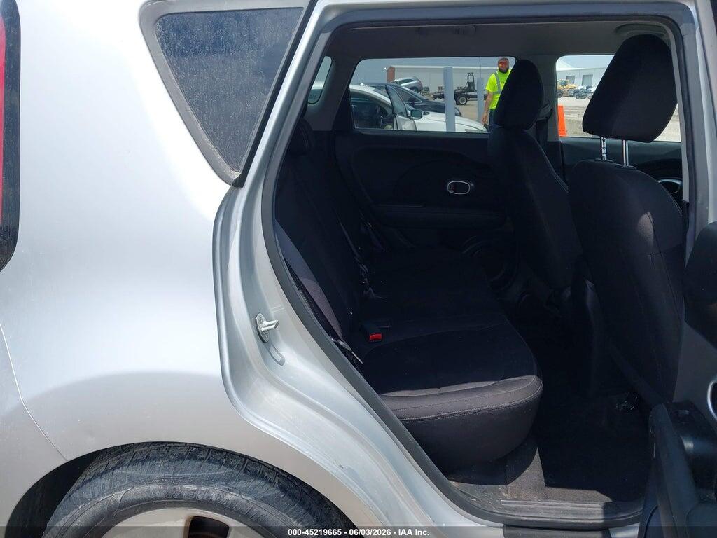 KNDJN2A20F7765985 2015 KIA SOUL photo no. 8