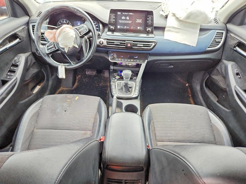 2023 KIA SELTOS S — Фото 8 из 12