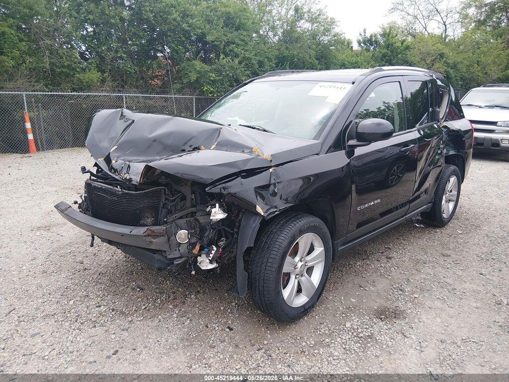 1C4NJDEBXFD292777 2015 JEEP COMPASS photo no. 2