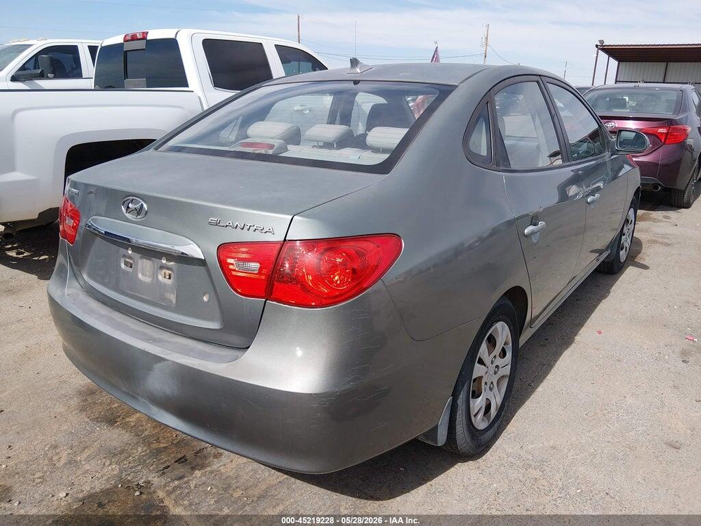 KMHDU4AD2AU007374 2010 HYUNDAI ELANTRA photo no. 4