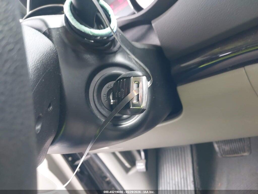 KNDMB5C1XG6099737 2016 KIA SEDONA photo no. 11