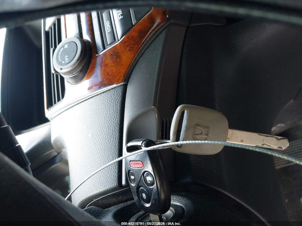 1HGCS1B39AA001875 2010 HONDA ACCORD photo no. 11