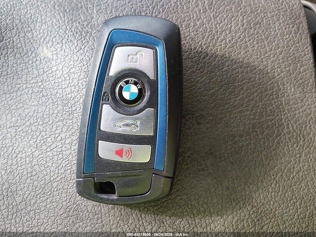 WBA3B9C59DF801240 2013 BMW 335I photo no. 11