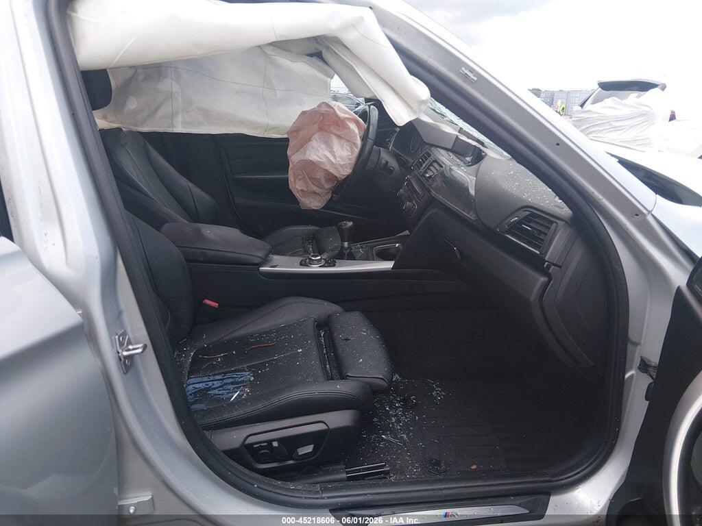 WBA3B9C59DF801240 2013 BMW 335I photo no. 5