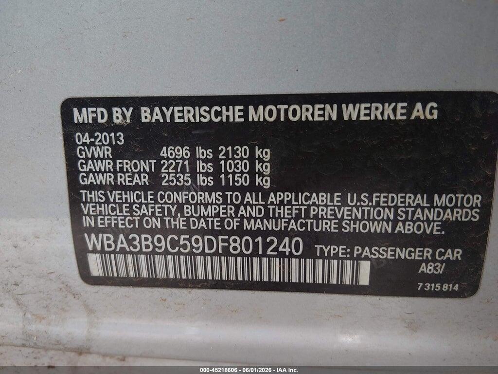 WBA3B9C59DF801240 2013 BMW 335I photo no. 9