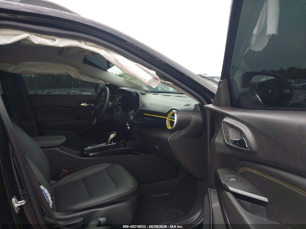 KL77LKEP0SC054808 2025 CHEVROLET TRAX photo no. 5