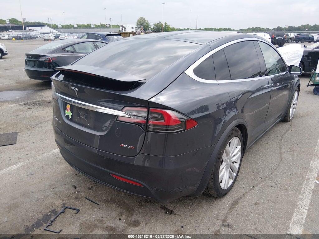 5YJXCBE45GF006563 2016 TESLA MODEL X photo no. 4