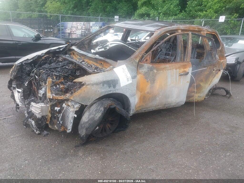 5N1DR2MM3HC903460 2017 NISSAN PATHFINDER photo no. 2