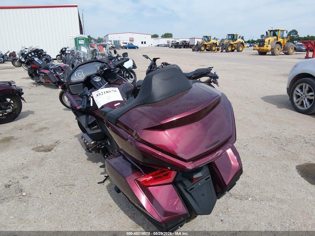 JH2SC7953SK702075 2025 HONDA GL1800 photo no. 3