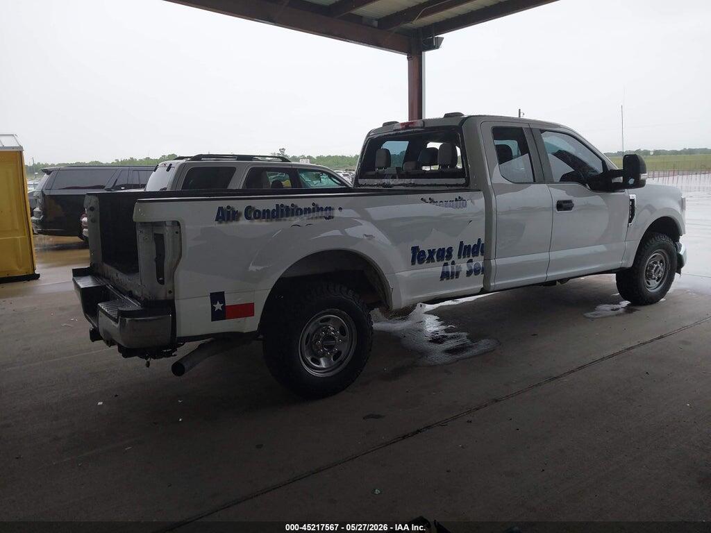 1FT8X3A64NEG11632 2022 FORD F-350 photo no. 4