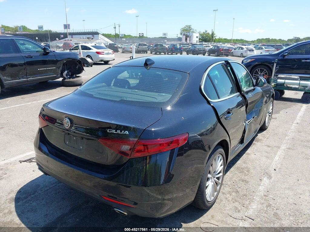 ZARFANAN1M7646360 2021 ALFA ROMEO GIULIA photo no. 4