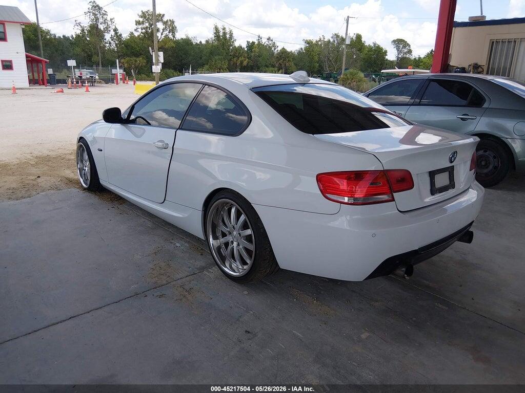 WBAWB7C55AP049303 2010 BMW 335I photo no. 3