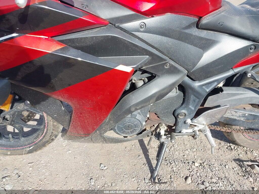 MH3RH06Y6FK004615 2015 YAMAHA YZFR3 photo no. 9
