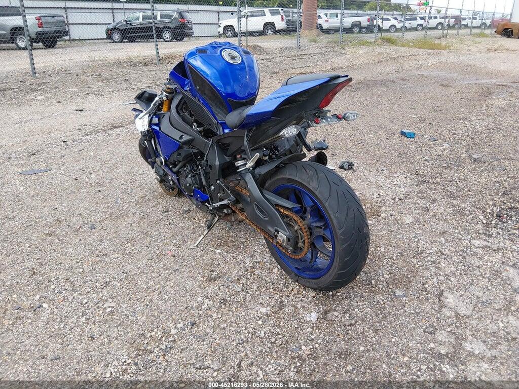 JYARN39E6JA004067 2018 YAMAHA YZFR1 photo no. 3
