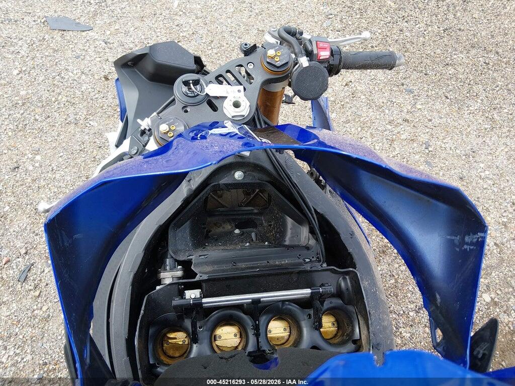 JYARN39E6JA004067 2018 YAMAHA YZFR1 photo no. 7