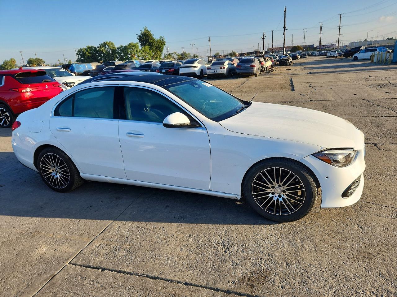 2024 MERCEDES-BENZ C 300 4MATIC — Фото 4 из 12