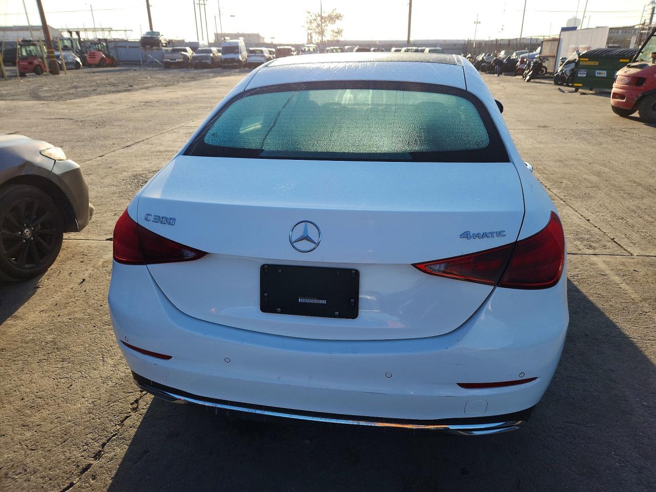 2024 MERCEDES-BENZ C 300 4MATIC — Фото 6 из 12