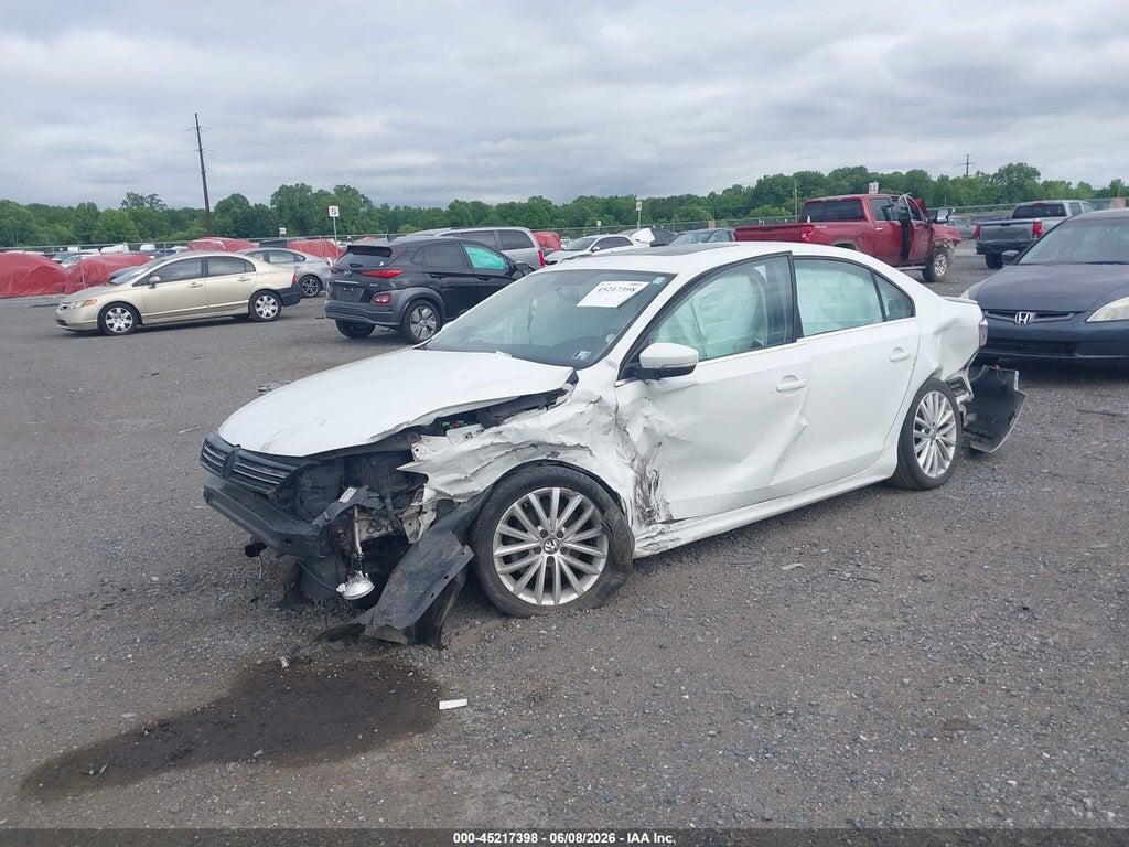 3VWLL7AJ5EM409620 2014 VOLKSWAGEN JETTA photo no. 2