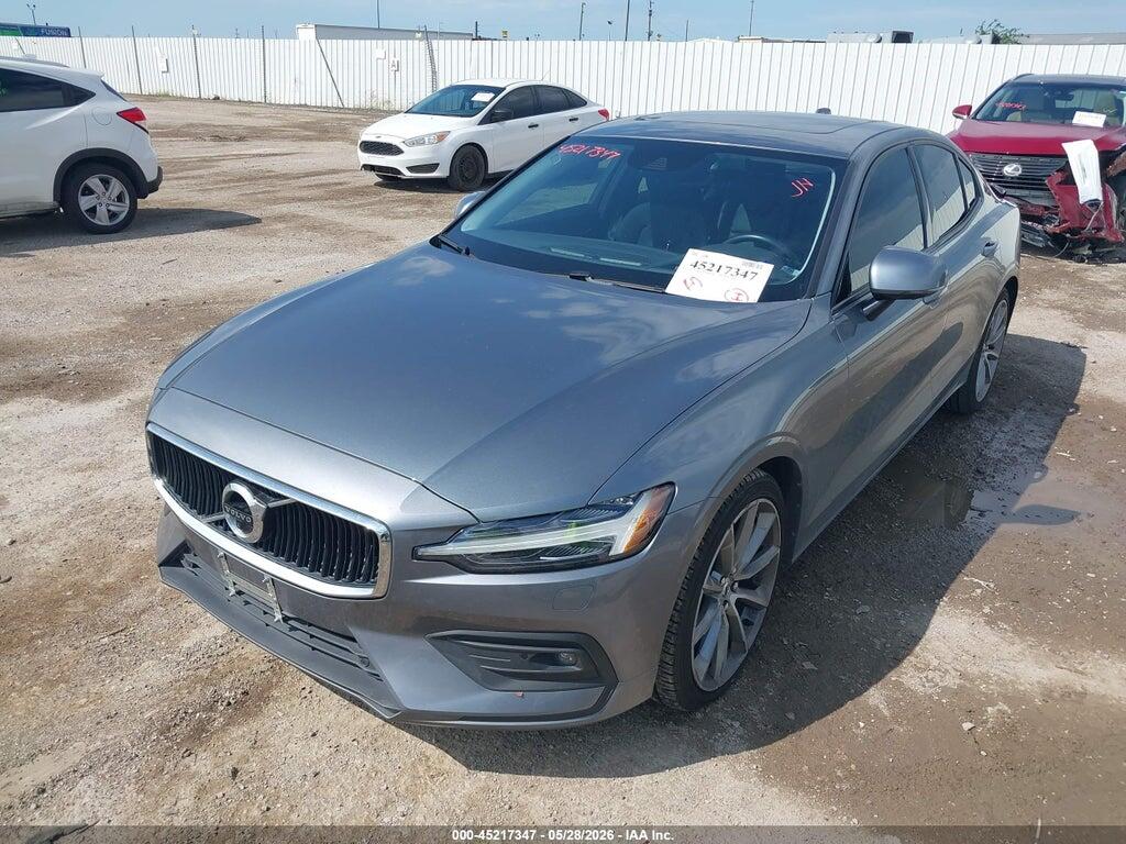 7JRA22TK5LG067990 2020 VOLVO S60 photo no. 2