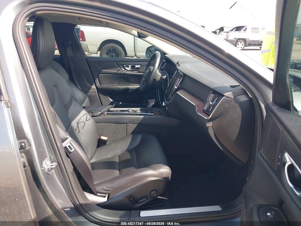 7JRA22TK5LG067990 2020 VOLVO S60 photo no. 5