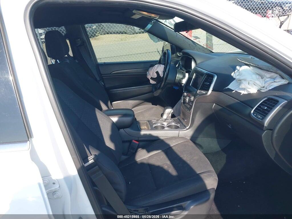 1C4RJFAG7JC257983 2018 JEEP GRAND CHEROKEE photo no. 5