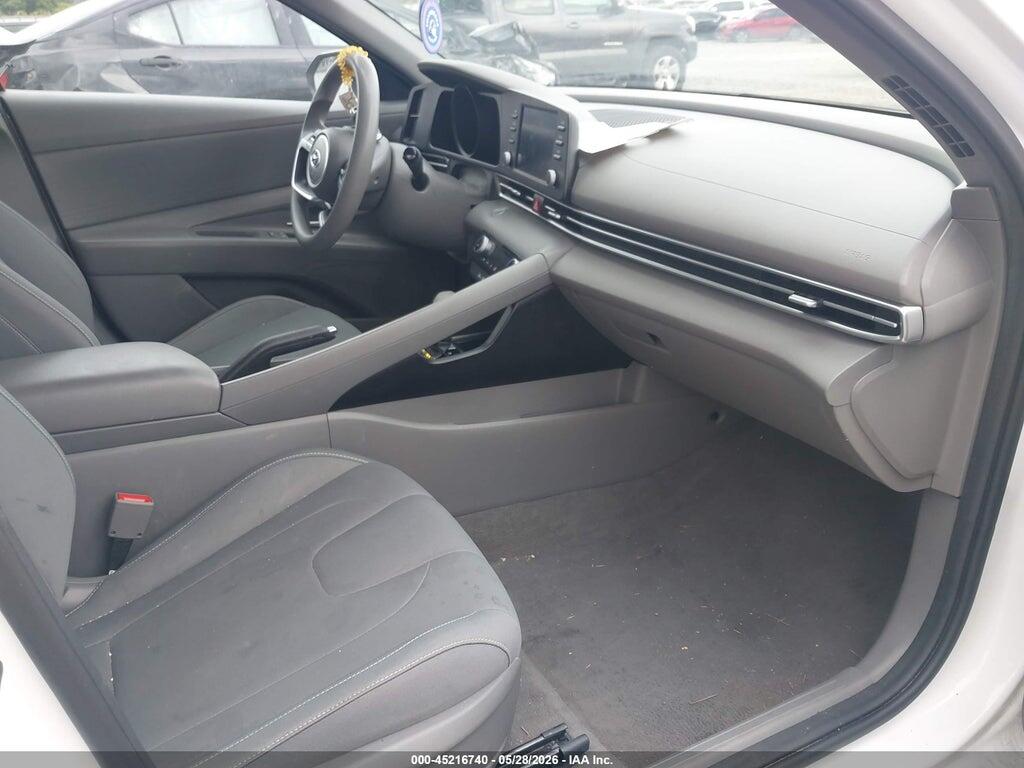 5NPLM4AG8PH102549 2023 HYUNDAI ELANTRA photo no. 5
