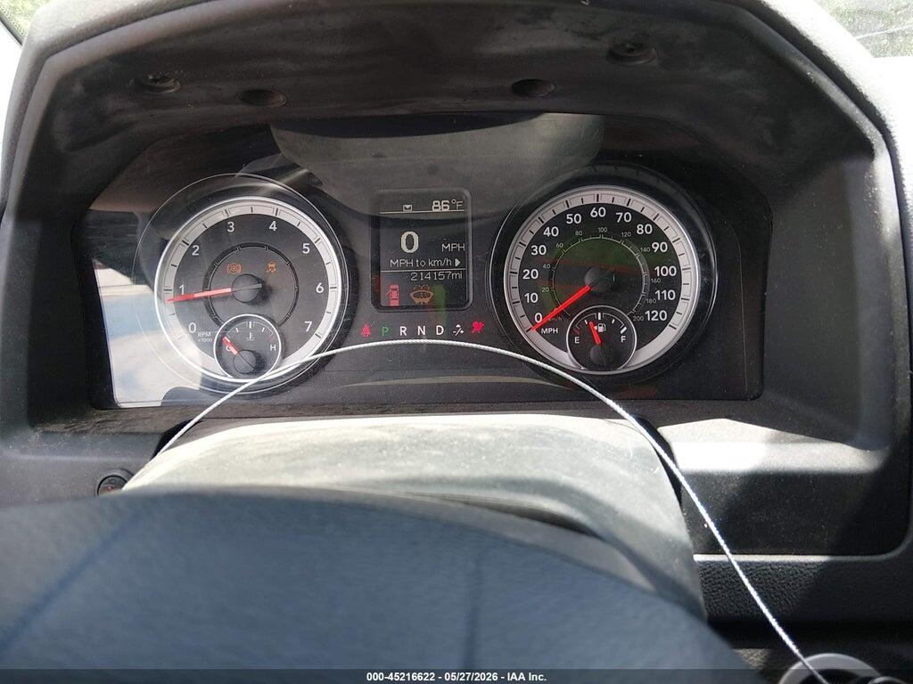 1C6RR7FG9JS218896 2018 RAM 1500 photo no. 7