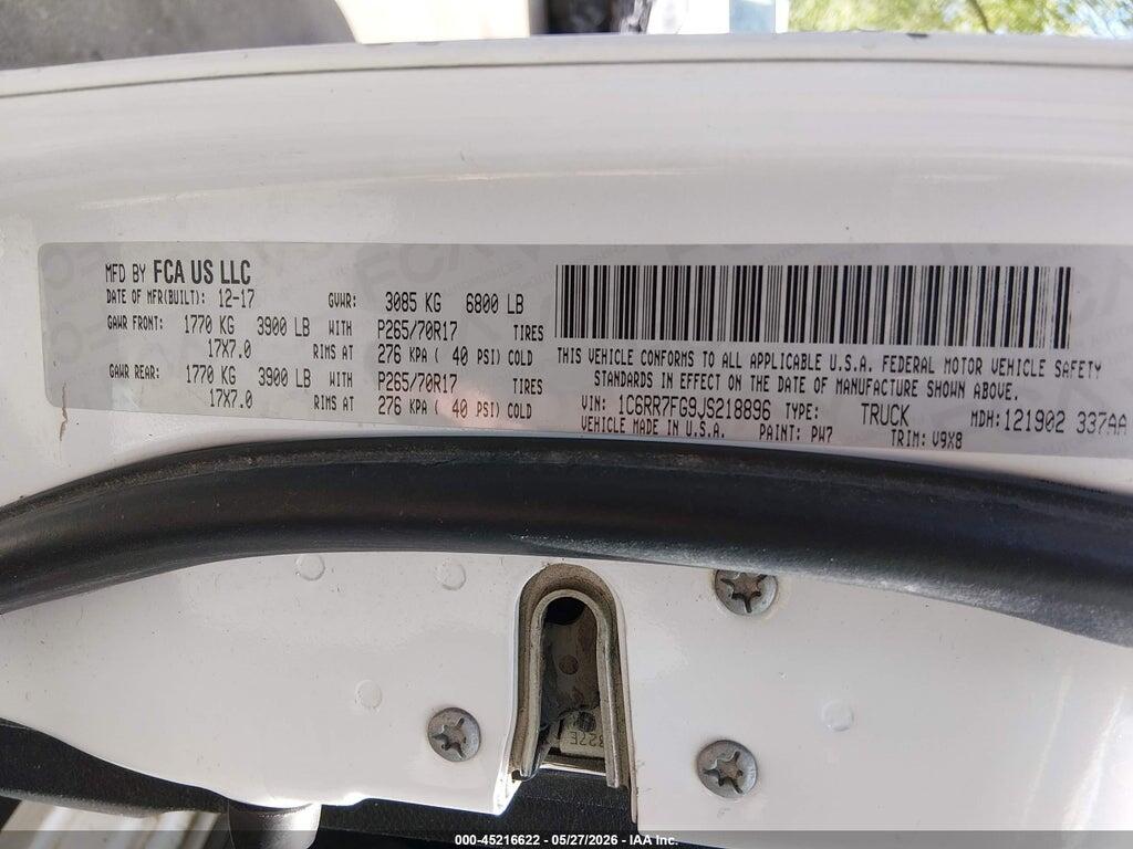 1C6RR7FG9JS218896 2018 RAM 1500 photo no. 9