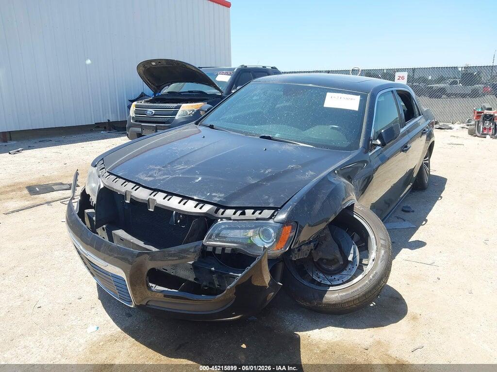 2C3CCABT8EH179297 2014 CHRYSLER 300 photo no. 2