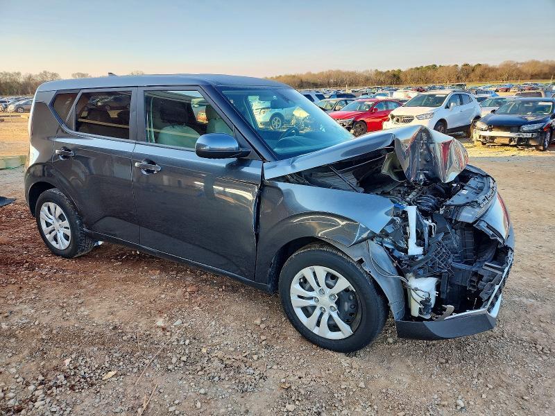 2023 KIA SOUL LX — Фото 4 из 12