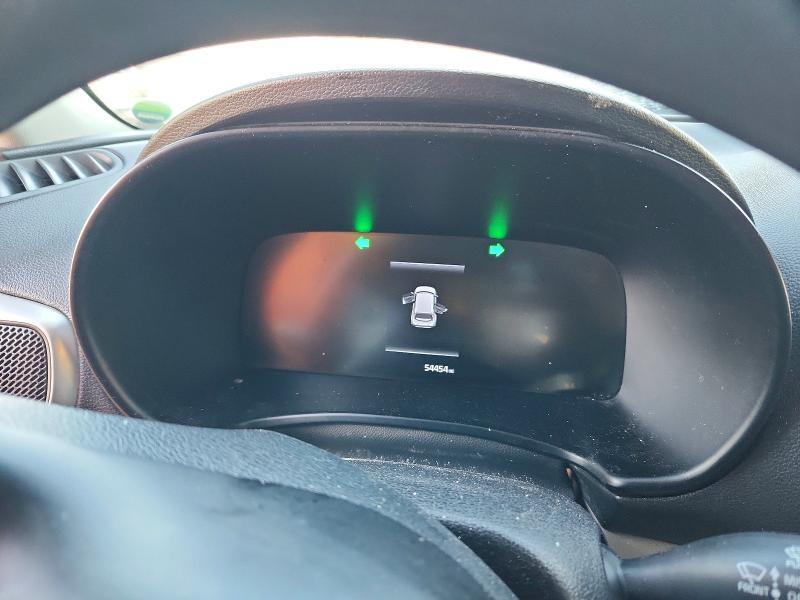 2023 KIA SOUL LX — Фото 9 из 12