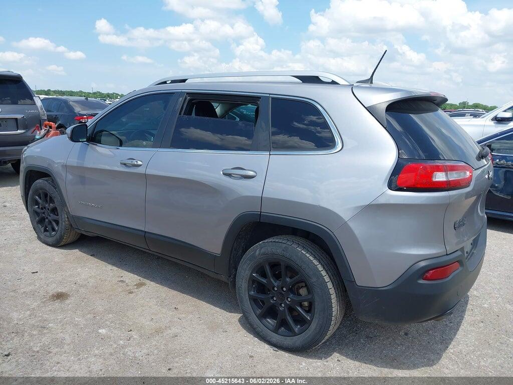 1C4PJLLB4JD621682 2018 JEEP CHEROKEE photo no. 3