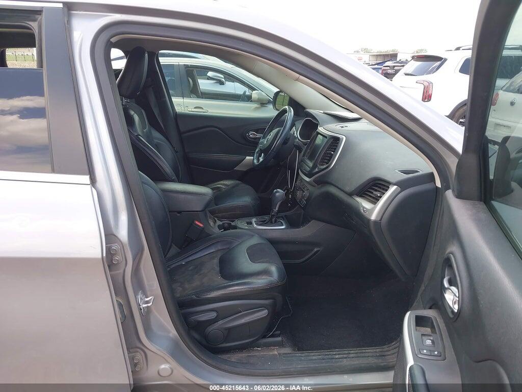 1C4PJLLB4JD621682 2018 JEEP CHEROKEE photo no. 5