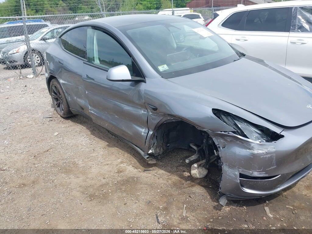 7SAYGDEE3RF199749 2024 TESLA MODEL Y photo no. 6