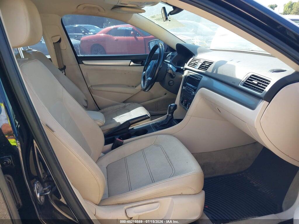 1VWAP7A36EC010990 2014 VOLKSWAGEN PASSAT photo no. 5