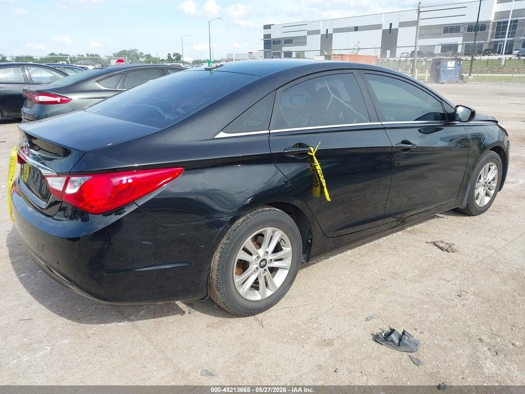 5NPEB4AC8CH492767 2012 HYUNDAI SONATA photo no. 4