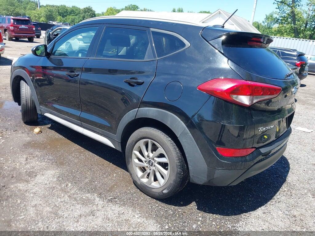 KM8J33A40HU370637 2017 HYUNDAI TUCSON photo no. 3